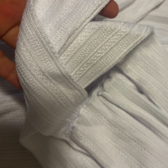 Eco-friendly white pointelle lightweight robe NWT - Picture 4 of 10